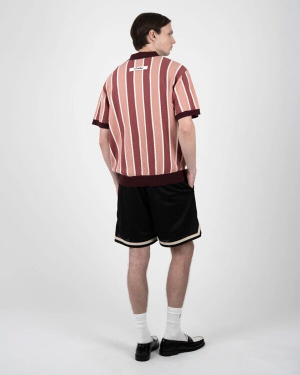 PROHIBITEDPolo"Court Knit Polo Green"color rojo