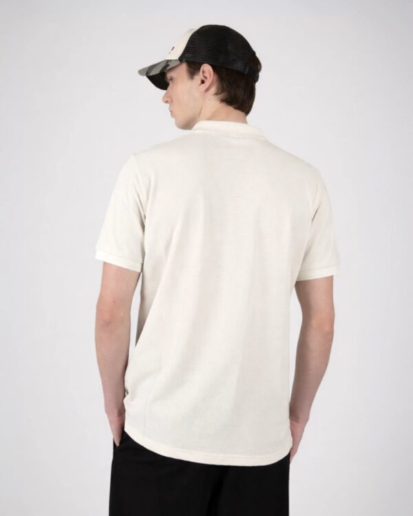PROHIBITEDPolo"Hampton Polo Off-White"color crudo