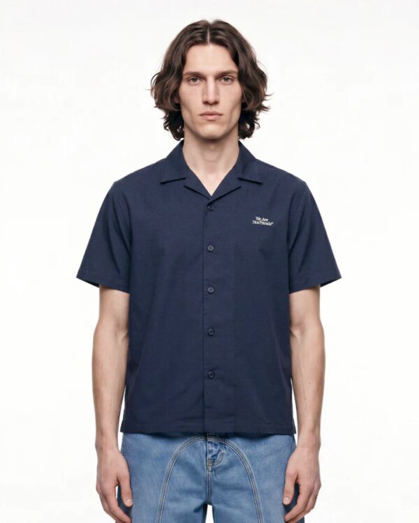 WE ARE NOT FRIENDSCamisa"Peace Overshirt"color marino