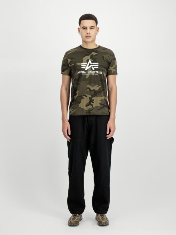 ALPHA INDUSTRIESCamiseta"Basic T-Shirt BL Camo"camuflaje
