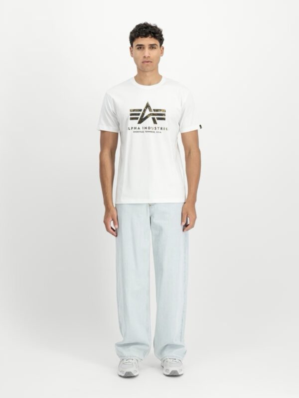 ALPHA INDUSTRIESCamiseta"Basic T-Shirt BL Effect Print"color blanco