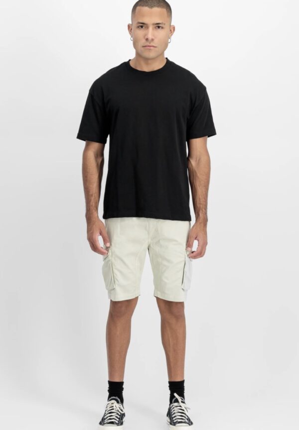 ALPHA INDUSTRIESBermudas"Cotton Twill Jogger Short"color crudo