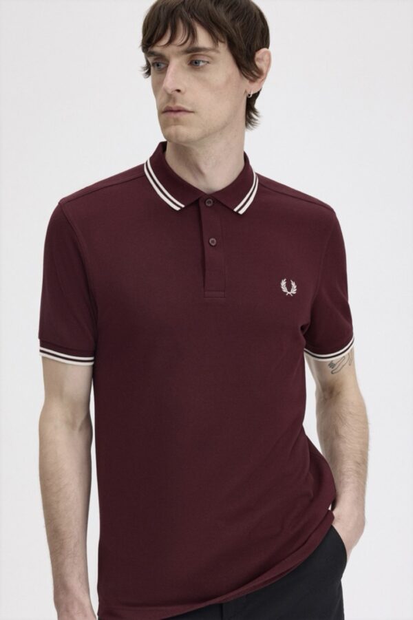 FRED PERRYPolo"TWIN PIPPED"color burdeos