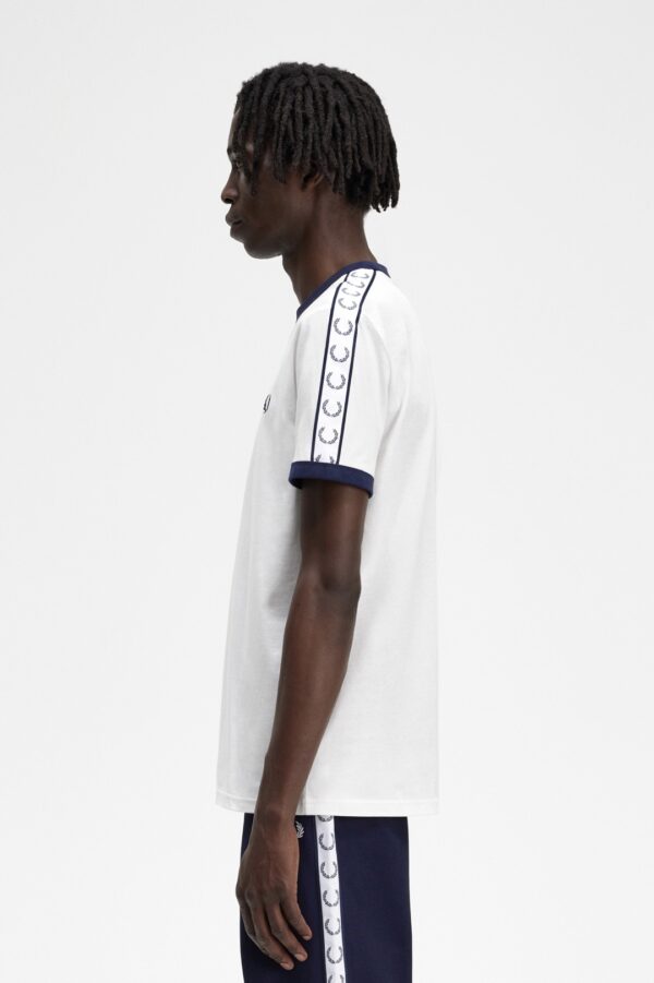 FRED PERRY Camiseta " Taped Ringer " color crudo