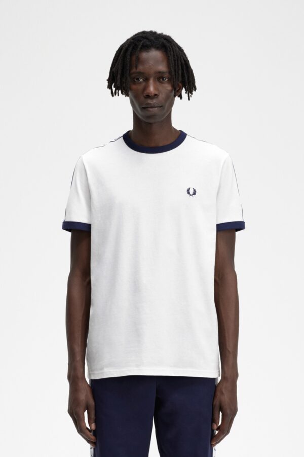 FRED PERRY Camiseta " Taped Ringer " color crudo