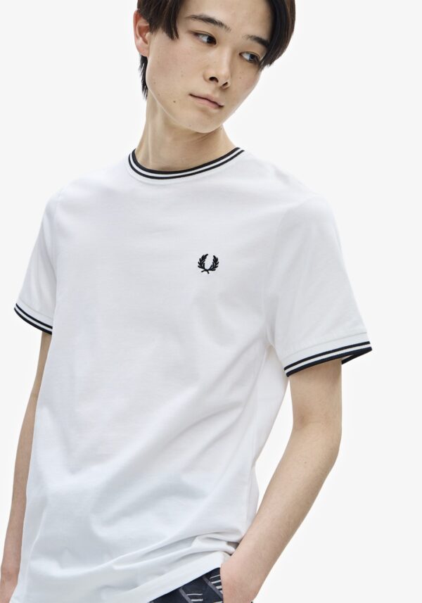 FRED PERRY Camiseta " Twin Tipped " color blanco
