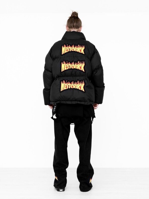 MOD WAVE MOVEMENT Chaqueta color negro