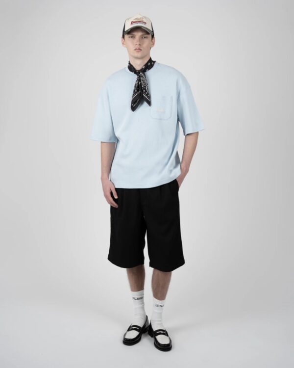 PROHIBITEDBermudas"Newport Pleated Shorts"color negro