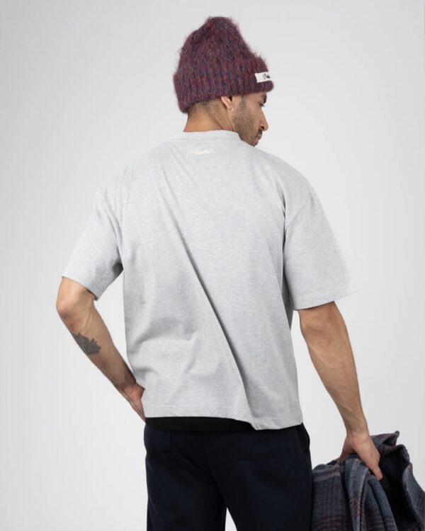 PROHIBITEDCamiseta"College Tee Grey Melange"color gris