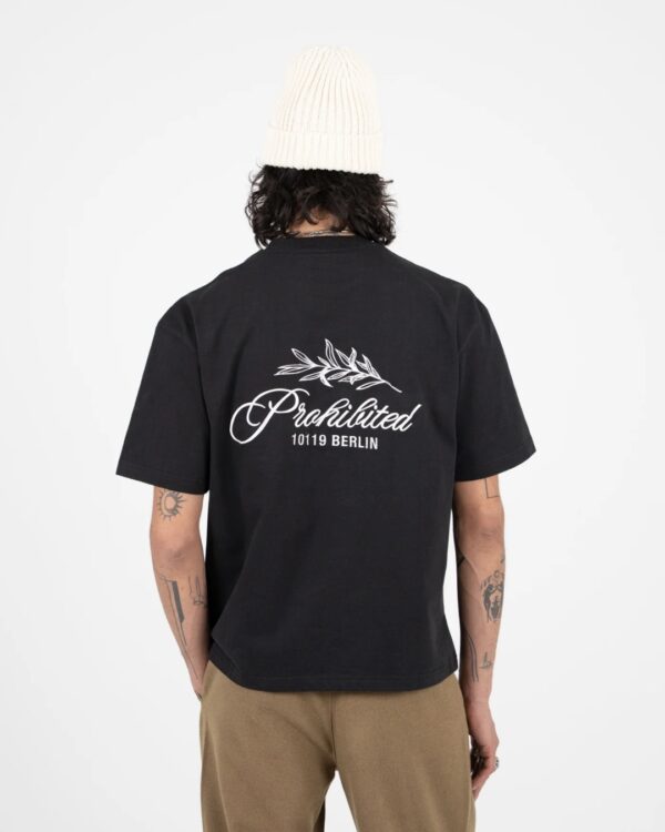 PROHIBITEDCamiseta"PB Leaf Tee black"color negro