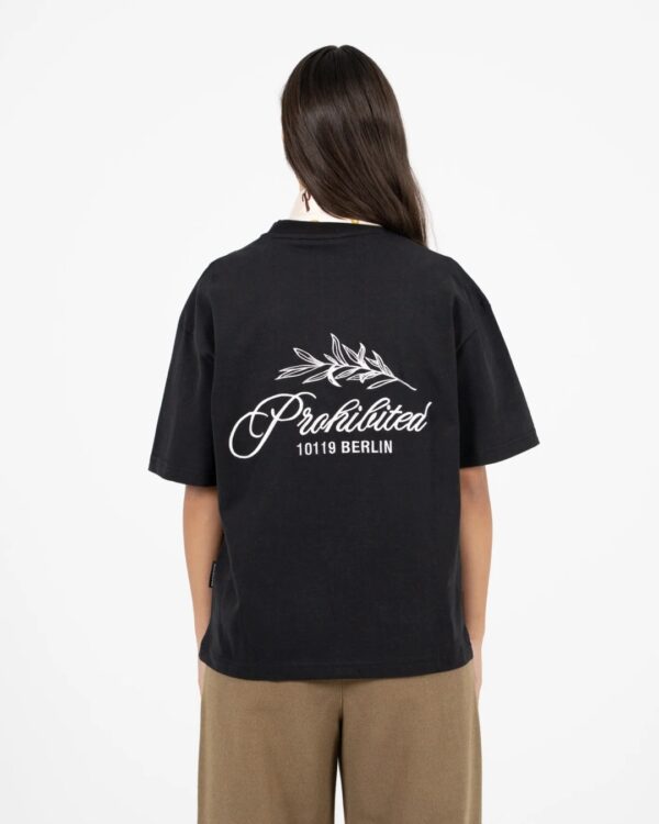 PROHIBITEDCamiseta"PB Leaf Tee black"color negro