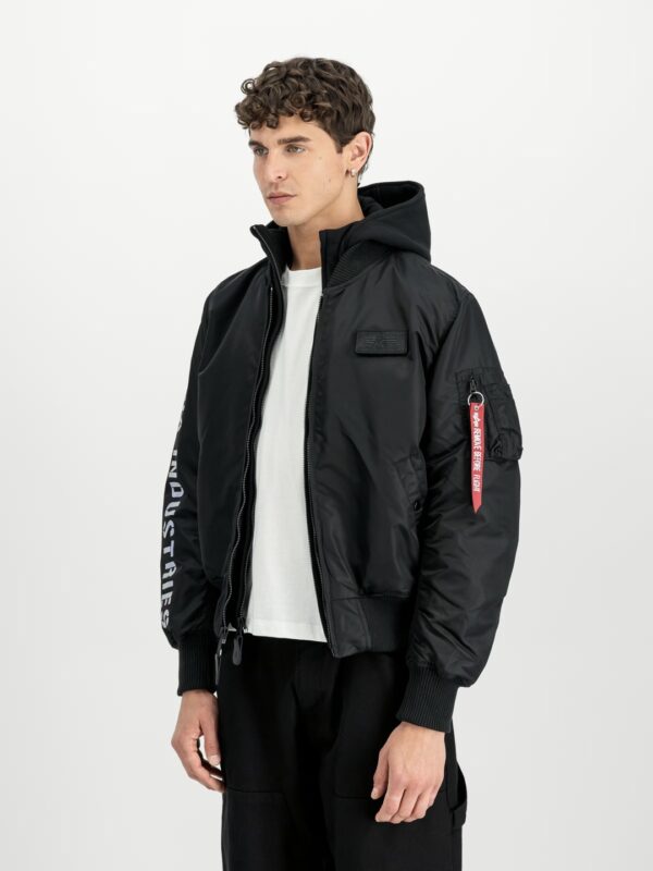 ALPHA INDUSTRIESChaqueta"MA-1 D-Tec Sleeve Embroidery"color negro